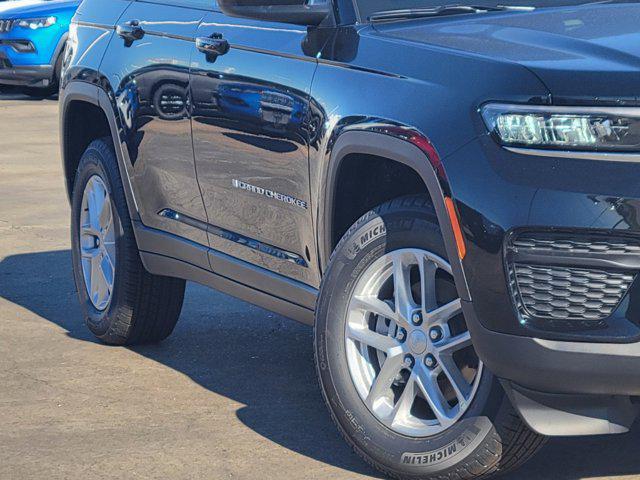 new 2025 Jeep Grand Cherokee car, priced at $34,149