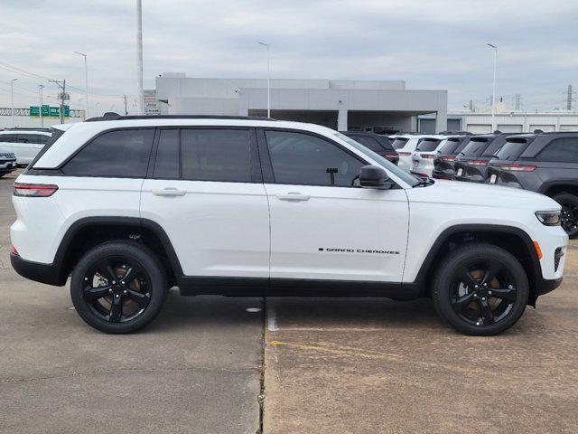 new 2025 Jeep Grand Cherokee car, priced at $36,681