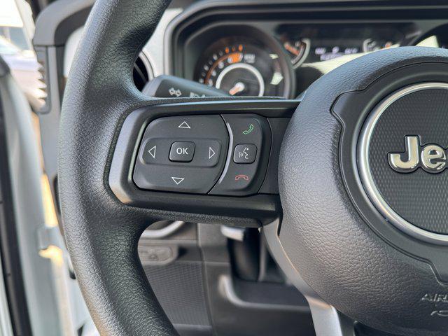 new 2025 Jeep Wrangler car, priced at $32,250