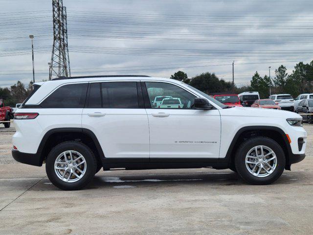 new 2025 Jeep Grand Cherokee car, priced at $30,341