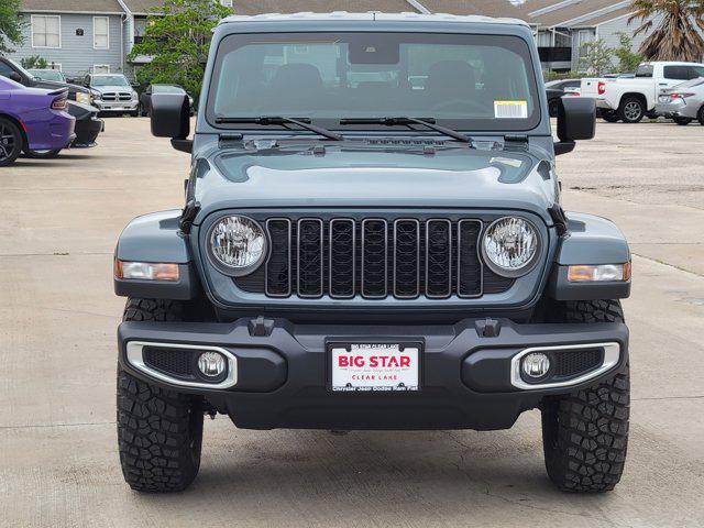 new 2025 Jeep Gladiator car, priced at $37,217