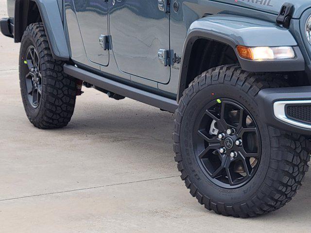 new 2025 Jeep Gladiator car, priced at $37,217