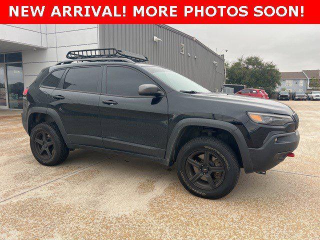 used 2020 Jeep Cherokee car, priced at $17,499