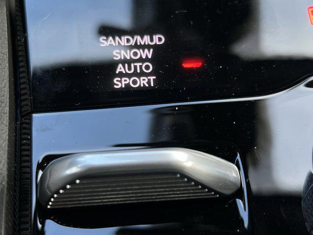 new 2025 Jeep Grand Cherokee L car, priced at $40,320