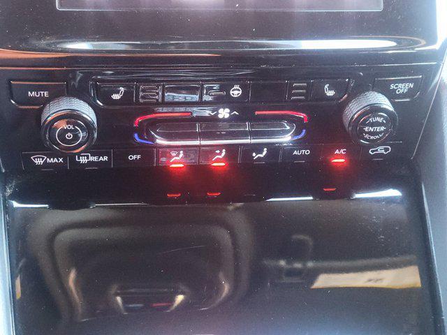 used 2023 Jeep Grand Cherokee L car, priced at $25,761