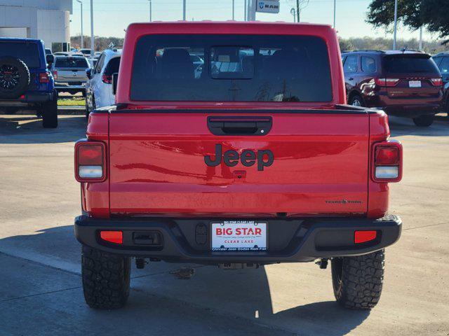 new 2025 Jeep Gladiator car, priced at $42,380