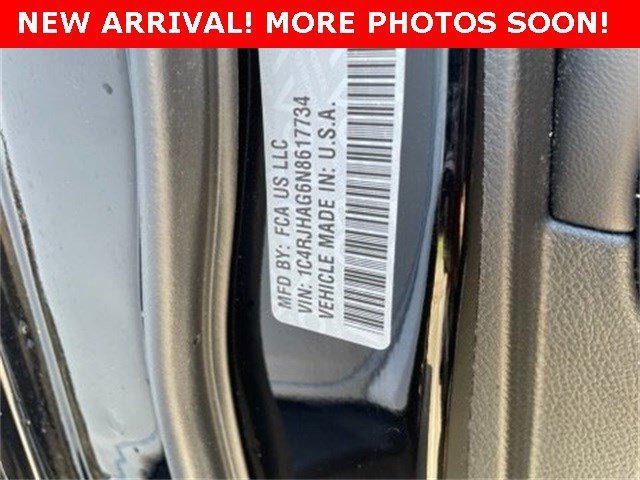 used 2022 Jeep Grand Cherokee car, priced at $32,995