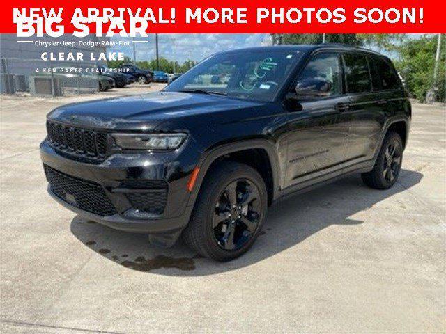 used 2022 Jeep Grand Cherokee car, priced at $32,995