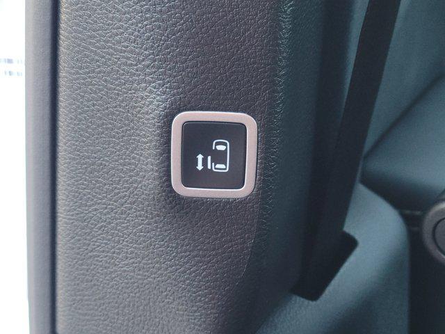 new 2026 Chrysler Pacifica car, priced at $46,373