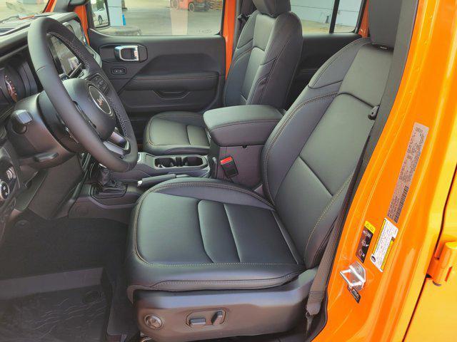 new 2025 Jeep Gladiator car, priced at $37,769