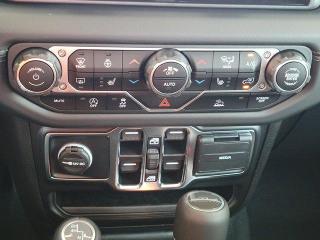 new 2025 Jeep Gladiator car, priced at $37,769