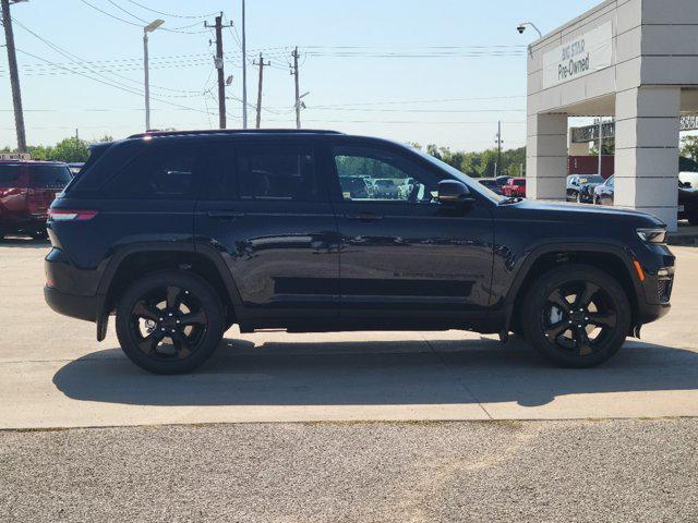 new 2025 Jeep Grand Cherokee car, priced at $43,849