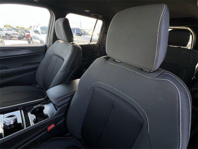 new 2025 Jeep Grand Cherokee car, priced at $31,828