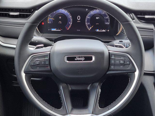 new 2025 Jeep Grand Cherokee car, priced at $33,371