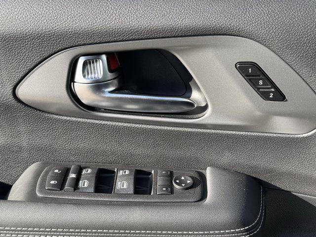 new 2026 Chrysler Pacifica car, priced at $34,291