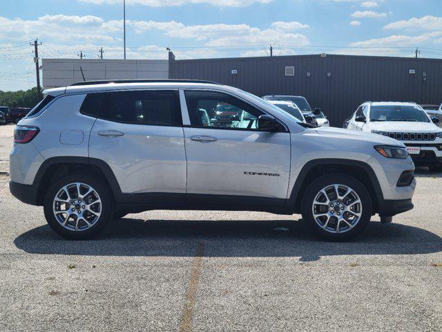 new 2025 Jeep Compass car, priced at $22,788