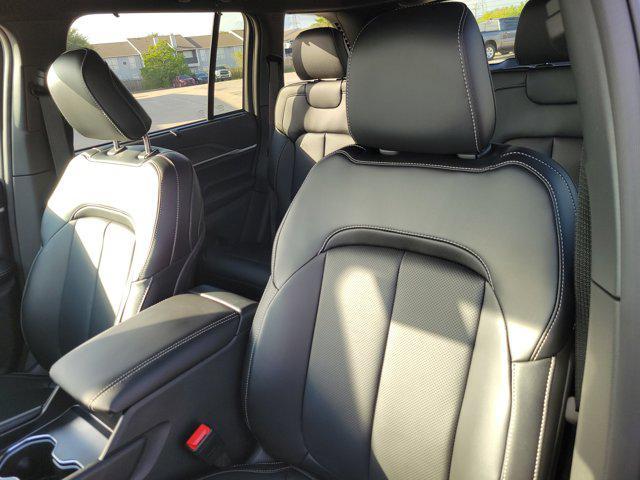 new 2025 Jeep Grand Cherokee car, priced at $39,678
