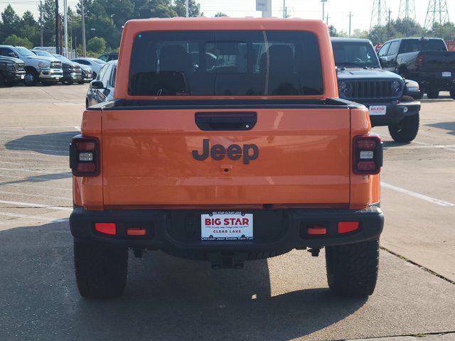 new 2025 Jeep Gladiator car, priced at $48,276