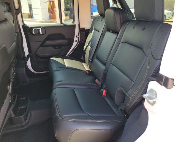 new 2025 Jeep Wrangler car, priced at $44,192