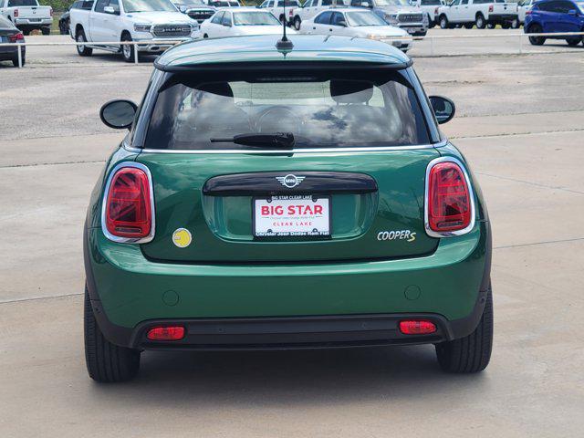 used 2023 MINI Hardtop car, priced at $17,499