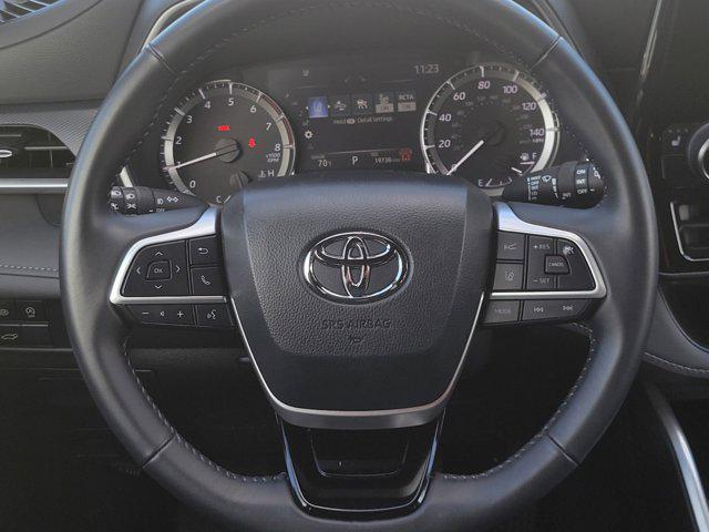 used 2024 Toyota Highlander car, priced at $41,195