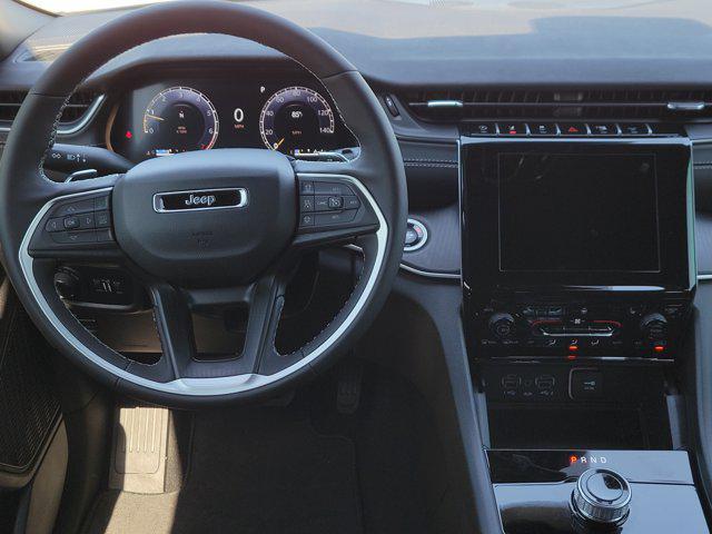 new 2025 Jeep Grand Cherokee car, priced at $37,471