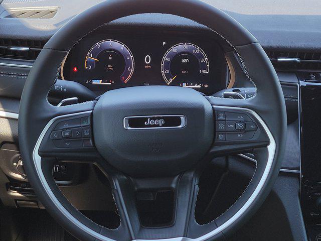 new 2025 Jeep Grand Cherokee car, priced at $37,471