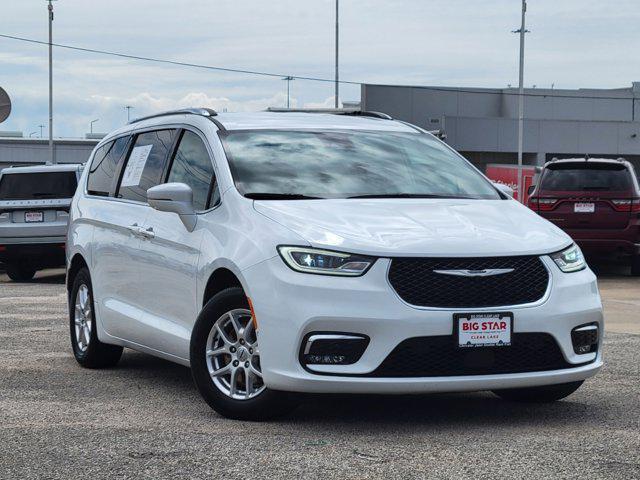 used 2021 Chrysler Pacifica car, priced at $27,080