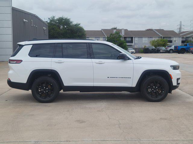new 2025 Jeep Grand Cherokee L car, priced at $34,024