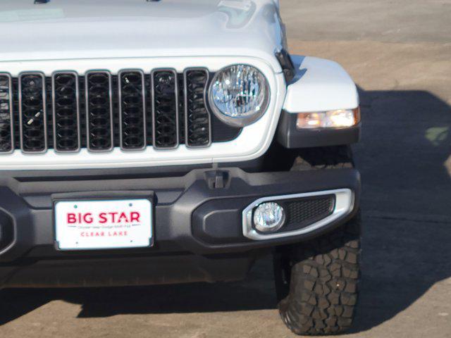 new 2025 Jeep Gladiator car, priced at $37,778