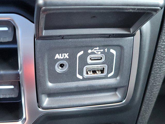 new 2025 Jeep Gladiator car, priced at $37,778