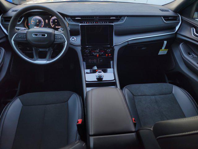 new 2025 Jeep Grand Cherokee L car, priced at $33,949