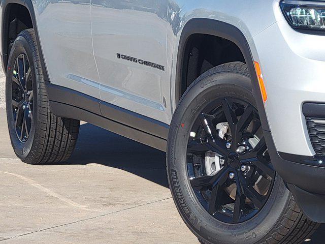 new 2025 Jeep Grand Cherokee L car, priced at $33,949