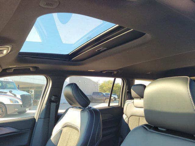 new 2025 Jeep Grand Cherokee L car, priced at $33,949