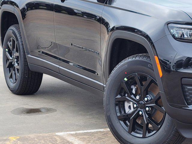 new 2025 Jeep Grand Cherokee L car, priced at $36,051