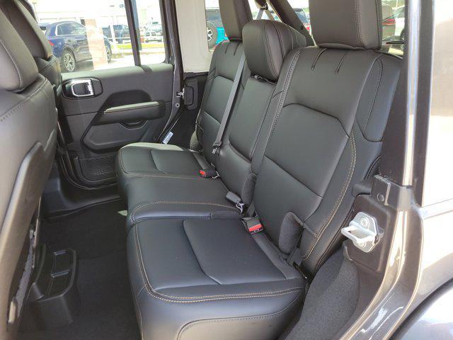 new 2025 Jeep Wrangler car, priced at $47,458