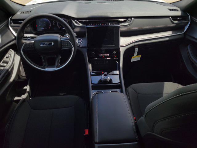 new 2025 Jeep Grand Cherokee car, priced at $31,563