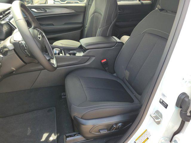 new 2025 Jeep Grand Cherokee car, priced at $31,563