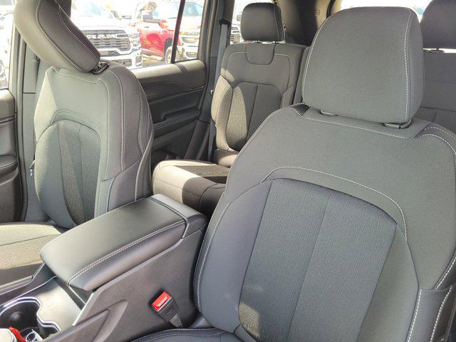 new 2025 Jeep Grand Cherokee car, priced at $31,563