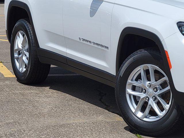 new 2025 Jeep Grand Cherokee car, priced at $31,563