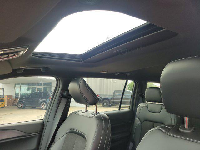 new 2025 Jeep Grand Cherokee L car, priced at $34,328