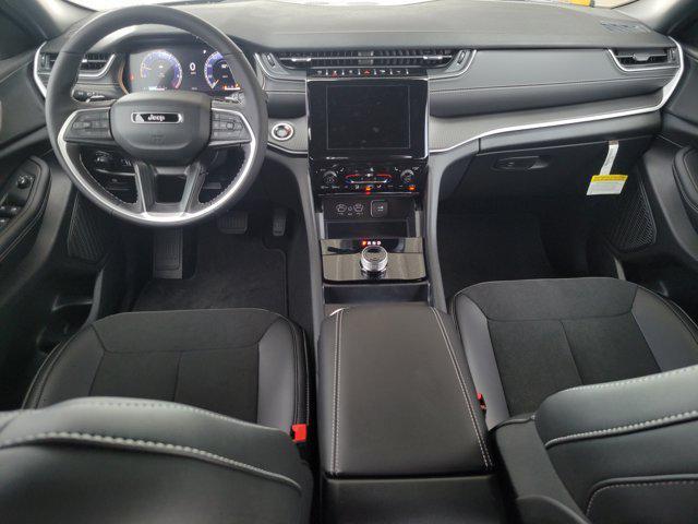 new 2025 Jeep Grand Cherokee L car, priced at $34,328