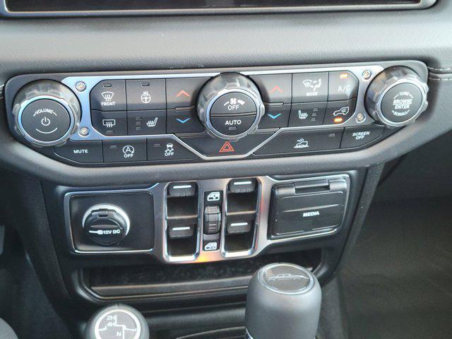 new 2025 Jeep Gladiator car, priced at $37,323