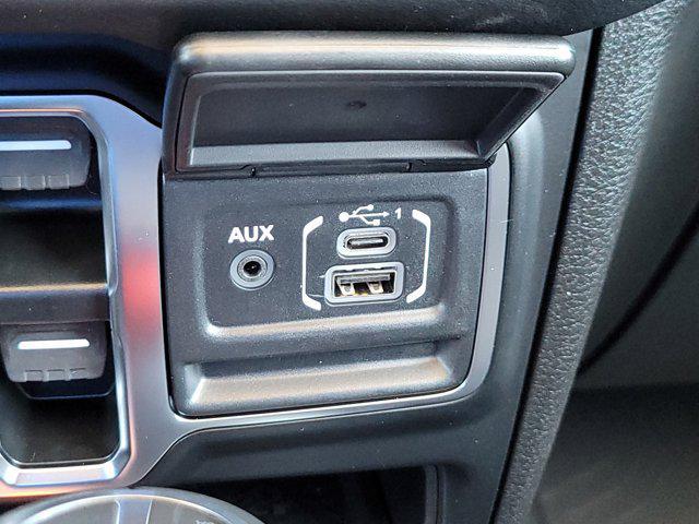 new 2025 Jeep Gladiator car, priced at $37,323