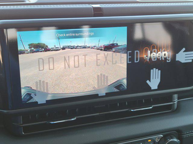 new 2025 Jeep Gladiator car, priced at $37,323