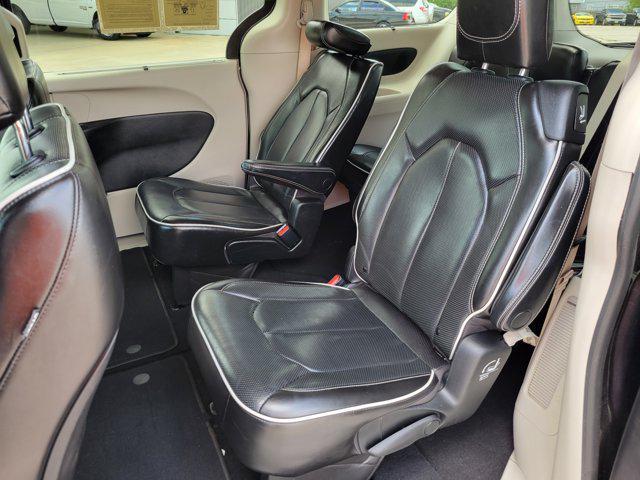 used 2021 Chrysler Pacifica car
