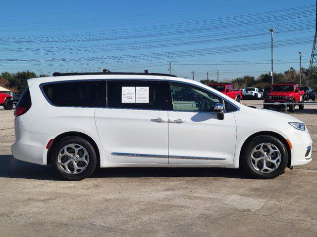 used 2023 Chrysler Pacifica car, priced at $27,762