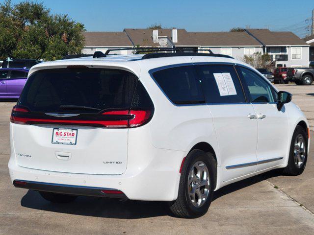 used 2023 Chrysler Pacifica car, priced at $27,762