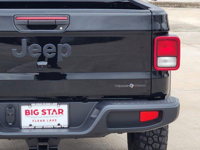 new 2025 Jeep Gladiator car, priced at $41,388