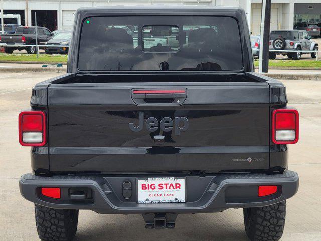 new 2025 Jeep Gladiator car, priced at $41,388